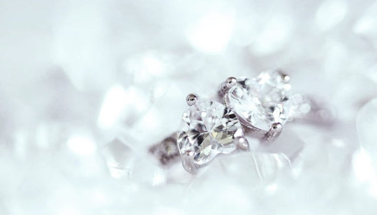 HOW TO CLEAN A DIAMOND ENGAGEMENT RING - David Ashley
